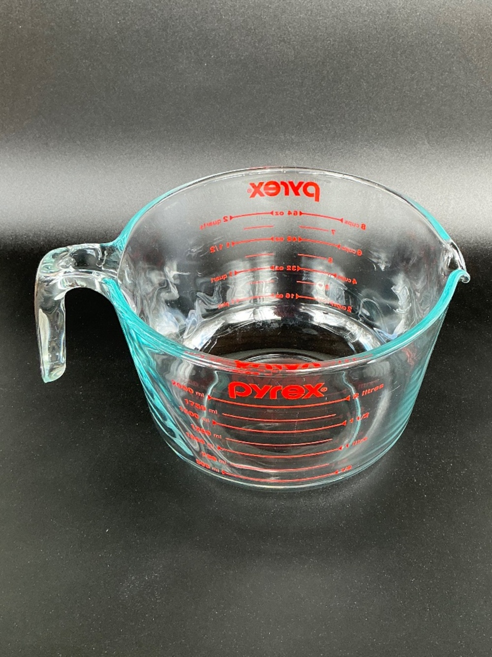 Pyrex 8 Cup 2 Qt Glass Measuring Cup Red Lettering USA No Chips Cracks - Picture 10 of 14